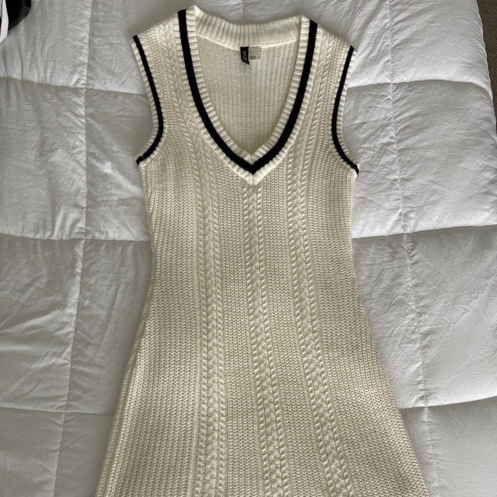 Knit long sleeve dress